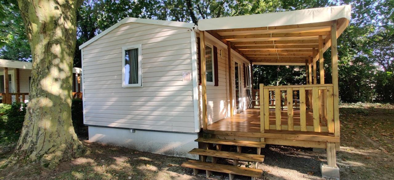 Camping Le Brochet Péronne エクステリア 写真